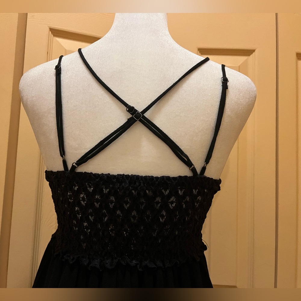 Lace bodice mini black dress. V-neck, A-silhouette skirt, uneven hem. NWT. Sz S - Picture 8 of 16